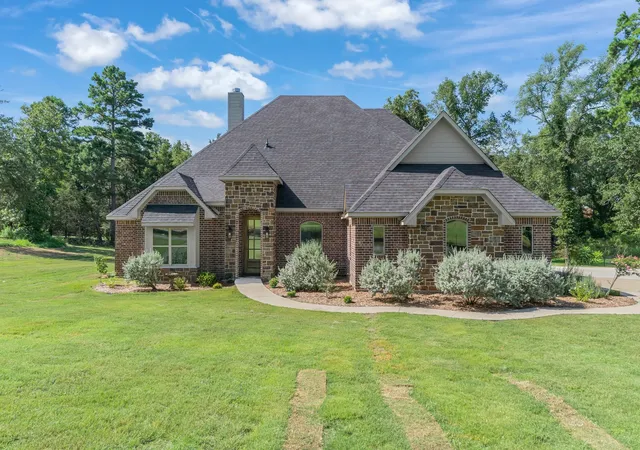 Homes for sale in Mineola, TX | 234 County Rd 2309, Mineola, TX 75773 | MLS# 21152503