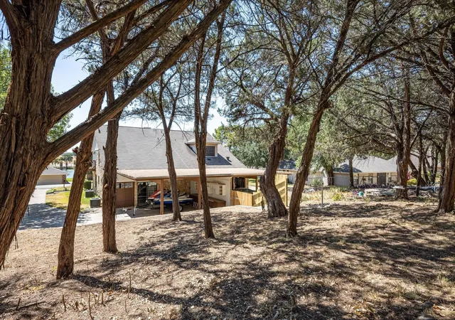 Homes for sale in Granbury, TX | 5012 Santa Elena Ct, Granbury, TX 76049 | MLS# 21153118