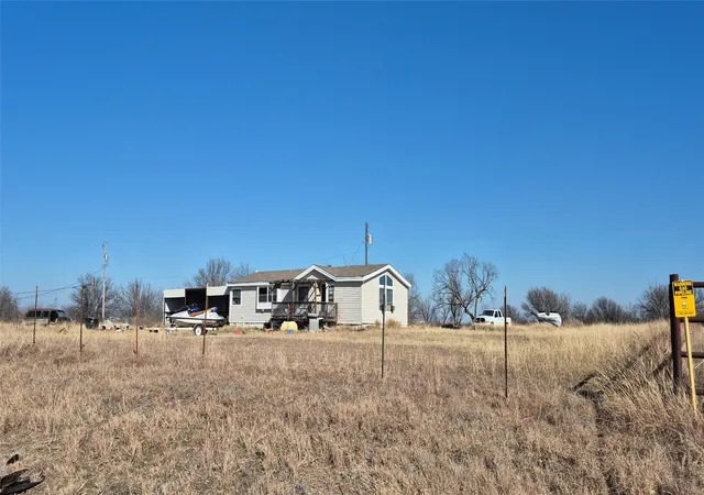 Homes for sale in Henrietta, TX | 701 State Hwy 148 N, Henrietta, TX 76365 | MLS# 21140892