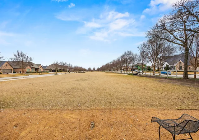 Homes for sale in Argyle, TX | 1512 8th St, Argyle, TX 76226 | MLS# 21152574