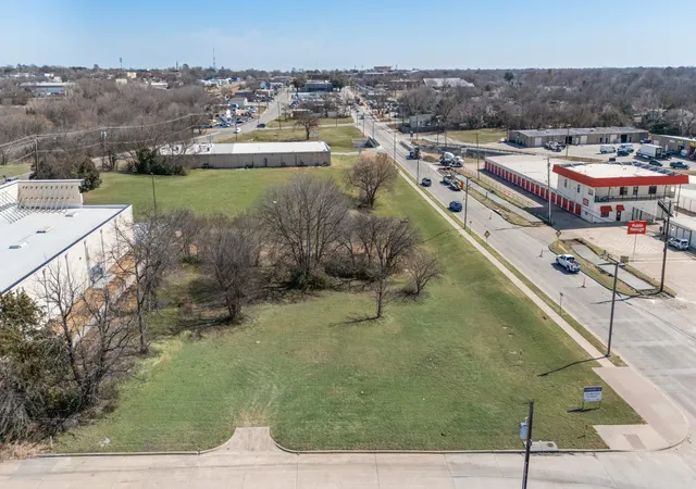 Photo 4 of Land for sale at 821 Military Pkwy, Mesquite, TX 75149 | MLS# 21152504 | Listing updated on 2026-07-09