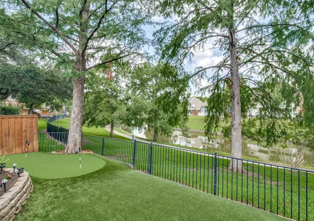 Homes for sale in Irving, TX | 9428 Blue Jay Wy, Irving, TX 75063 | MLS# 21122549