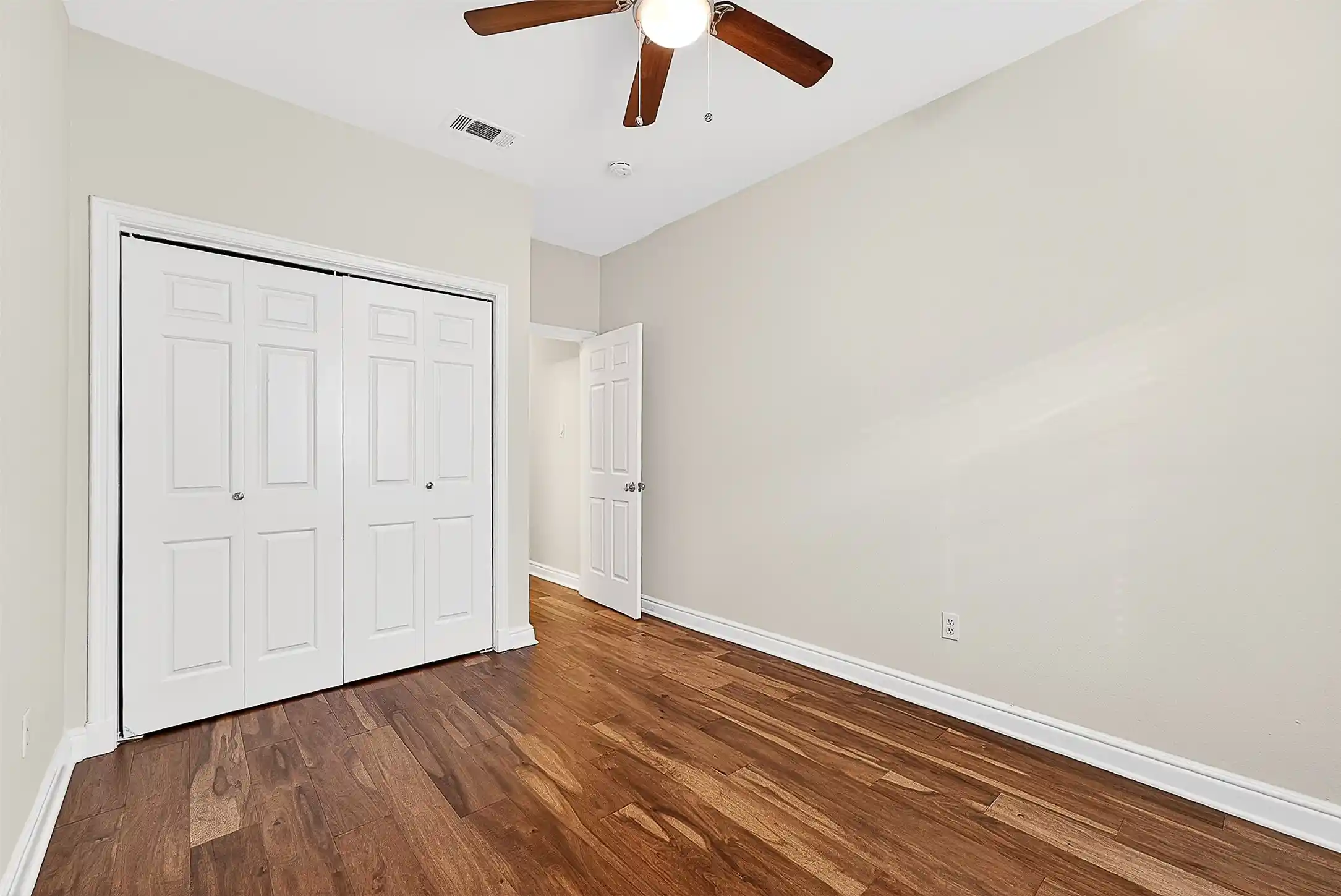 Listing Photo 36 - Condo for sale in 5407 Bryan St located at 5407 Bryan St, Dallas, TX 75206 - Unit #B104