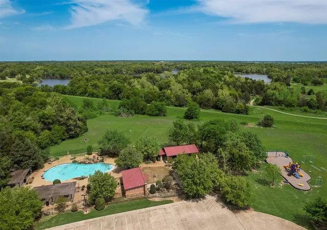 36th image of 1044 Encino Ct, Wills Point, TX 75169 | MLS# 21155129