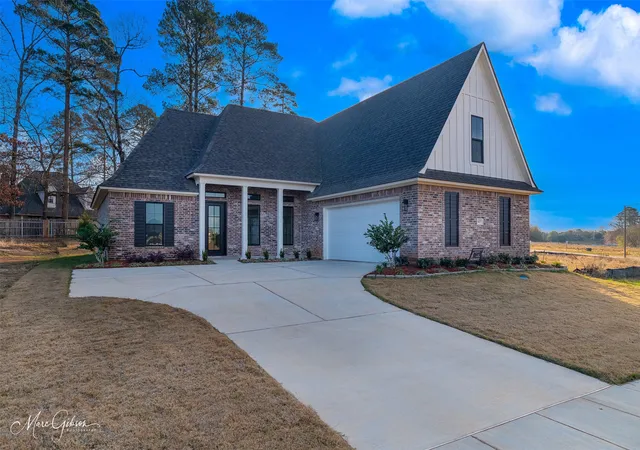 1st image of 837 Walstonburg, Benton, LA 71006 | MLS# 21154497