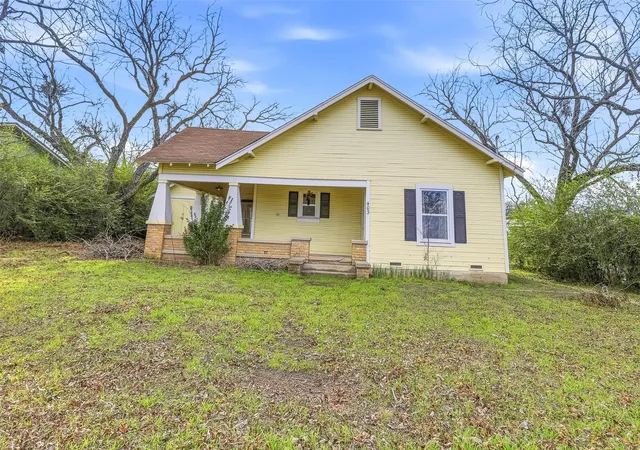 Homes for sale in Meridian, TX | 403 E Morgan, Meridian, TX 76665 | MLS# 21154242