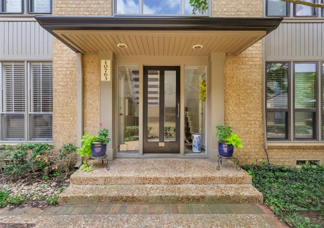 2nd image of 10763 Villager Rd, Dallas, TX 75230