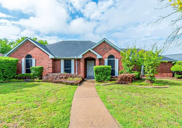 1st image of 4415 Haverhill Ln, Sachse, TX 75048 | MLS# 21155854