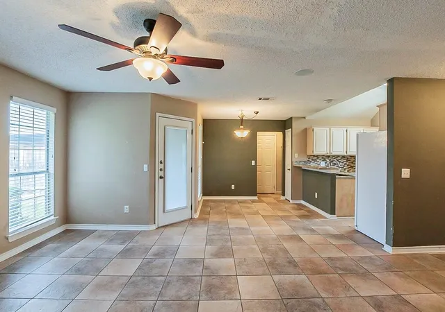 4th image of 4415 Haverhill Ln, Sachse, TX 75048 | MLS# 21155854