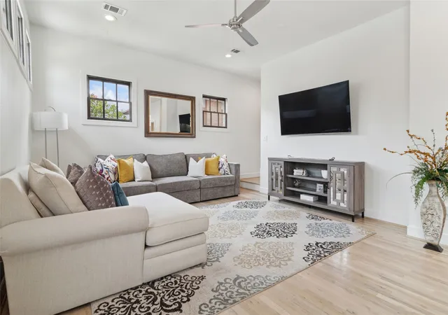 Photo 3 of Townhouse for sale at 5065 Gaston Ave #101, Dallas, TX 75214 | MLS# 21155945 | Listing updated on 2026-08-20