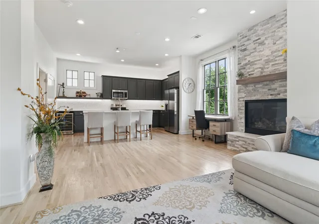 Photo 4 of Townhouse for sale at 5065 Gaston Ave #101, Dallas, TX 75214 | MLS# 21155945 | Listing updated on 2026-08-20