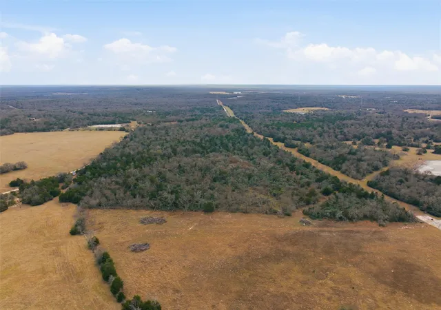 Homes for sale in Groesbeck, TX | Tbd Lcr 762, Groesbeck, TX 76642 | MLS# 21153000