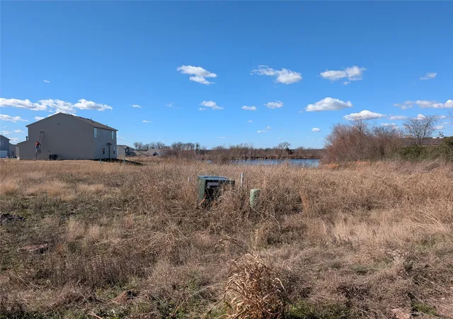 Photo 1 of Land for sale at 101 Brennon Cir, Mabank, TX 75147 | MLS# 21156025 | Listing updated on 2026-07-28
