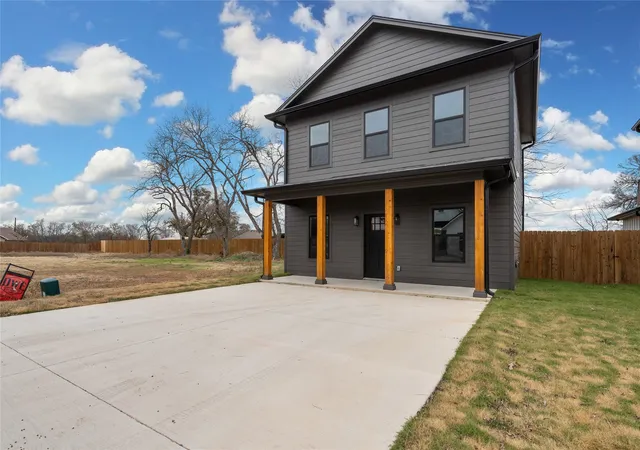 Homes for sale in Valley Mills, TX | 307 Live Oak Trail, Valley Mills, TX 76689 | MLS# 21151392