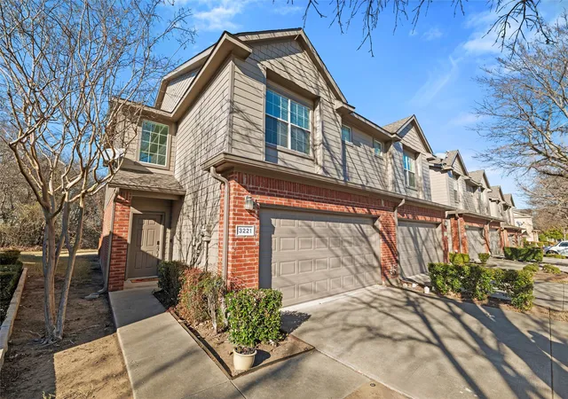 Photo 1 of Townhouse for sale at 3221 Judge Holland Ln, Plano, TX 75025 | MLS# 21152148 | Listing updated on 2026-08-20