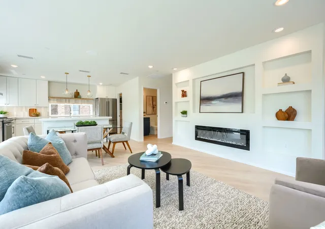 5th image of 5705 Live Oak St, Dallas, TX 75206