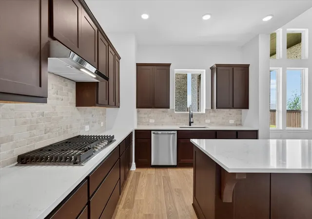 Photo 4 of Single family home for sale at 2716 Railway St, Forney, TX 75126 | MLS# 21156226 | Listing updated on 2026-08-28