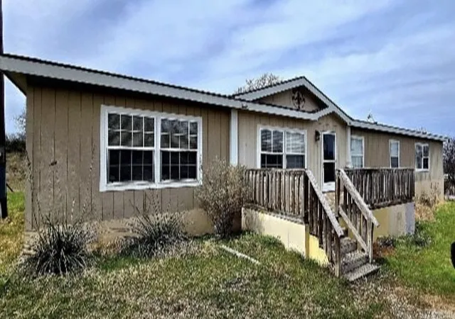 Homes for sale in Springtown, TX | 8253 Hutcheson Hill Rd, Springtown, TX 76082 | MLS# 21154221