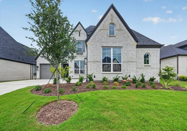 Photo 1 of Single family home for sale at 823 Montrose Dr, Rockwall, TX 75087 | MLS# 21156235 | Listing updated on 2026-08-26