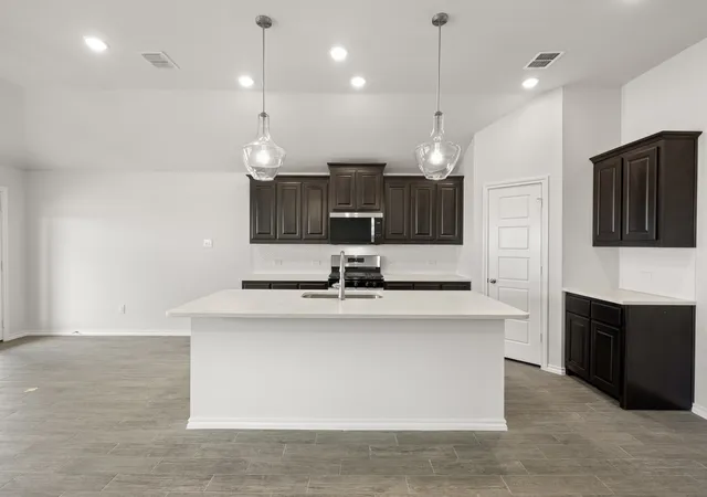 Photo 3 of Sale Pending at 1908 Seminole Dr, Cleburne, TX 76033 | MLS# 21156735 | Listing updated on 2026-07-15