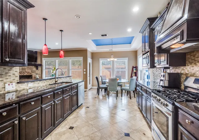 Homes for sale in Plano, TX | 1425 Amherst Dr, Plano, TX 75075 | MLS# 21155656