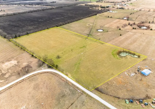Photo 3 of Land for sale at Tbd Cr 4803, Ladonia, TX 75449 | MLS# 21157079 | Listing updated on 2026-09-03