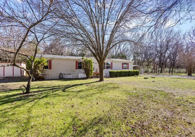 Homes for sale in Pottsboro, TX | 341 Pecan Pl Ln, Pottsboro, TX 75076 | MLS# 21153671