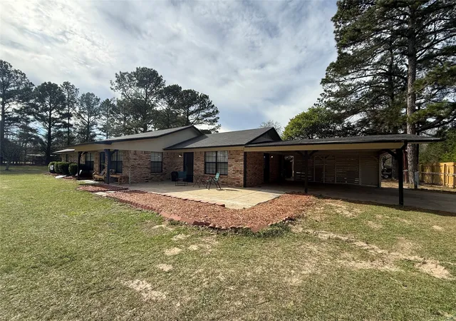 Homes for sale in Mount Pleasant, TX | 254 County Road 3225, Mount Pleasant, TX 75455 | MLS# 21155406