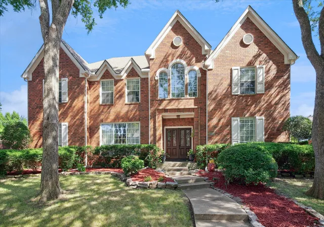 Photo 1 of Single family home for sale at 2200 Southern Oak Dr, Irving, TX 75063 | MLS# 21155434 | Listing updated on 2026-08-26