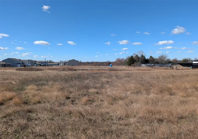 Photo 1 of Land for sale at 280 Victory Dr, Mabank, TX 75147 | MLS# 21157328 | Listing updated on 2026-07-28