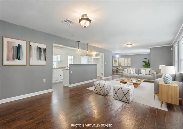 Photo 3 of Single family home for sale at 102 E Southland Ave, Marlin, TX 76661 | MLS# 21157359 | Listing updated on 2026-07-20
