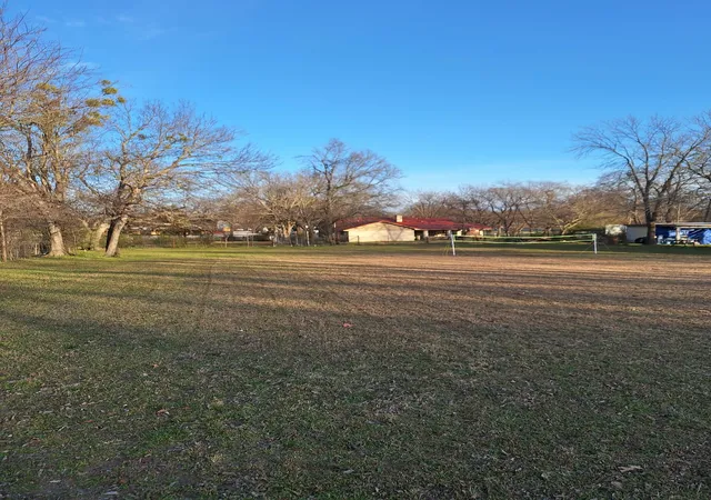 Photo 4 of Land for sale at 509 S San Antonio St, Wolfe City, TX 75496 | MLS# 21153494 | Listing updated on 2026-07-12