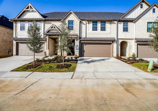2nd image of 6818 Neals Wy, Arlington, TX 76001 | MLS# 21157448