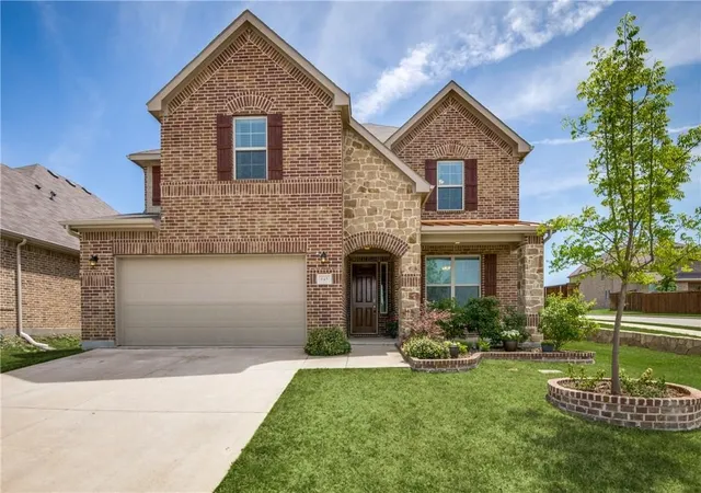Photo 1 of Single family home for sale at 645 Sundrop Dr, Little Elm, TX 75068 | MLS# 21157808 | Listing updated on 2026-08-23
