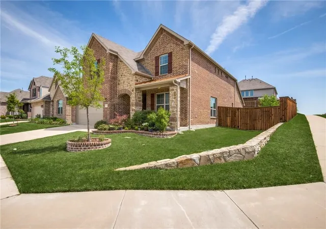 Photo 2 of Single family home for sale at 645 Sundrop Dr, Little Elm, TX 75068 | MLS# 21157808 | Listing updated on 2026-08-23