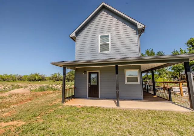 Homes for sale in Possum Kingdom Lake, TX | 1525 Mcadams Rd #C, Possum Kingdom Lake, TX 76449 | MLS# 21156971