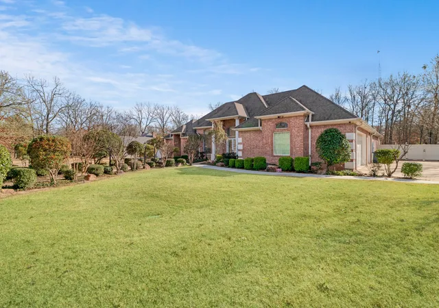 Photo 2 of Single family home for sale at 283 Butternut Ln, Powderly, TX 75473 | MLS# 21157784 | Listing updated on 2026-07-19