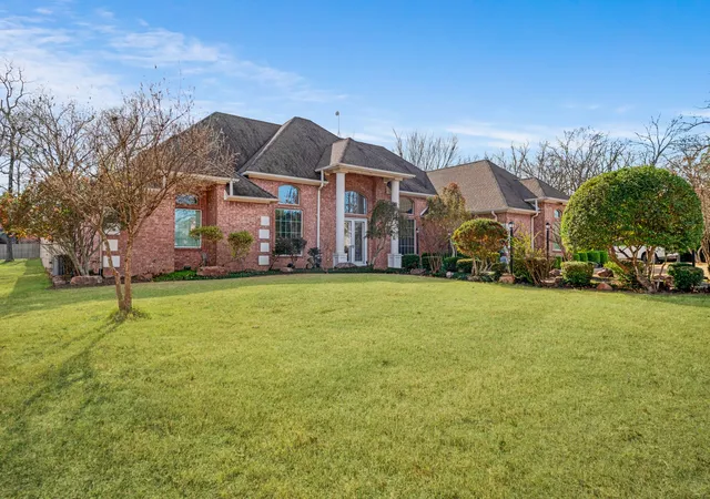 Photo 3 of Single family home for sale at 283 Butternut Ln, Powderly, TX 75473 | MLS# 21157784 | Listing updated on 2026-07-19