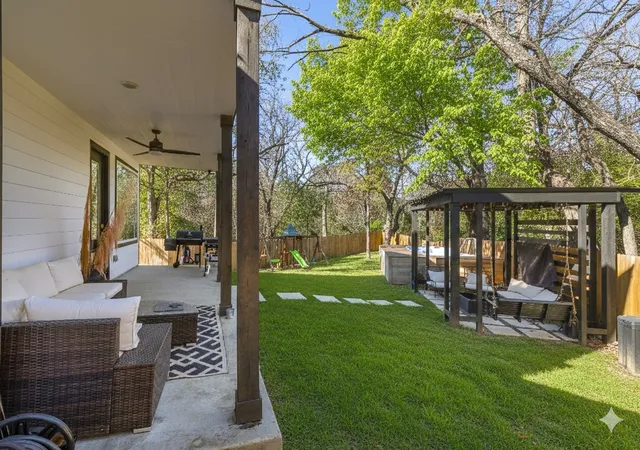 30th image of 1001 Coke Dr, Arlington, TX 76010 | MLS# 21157630