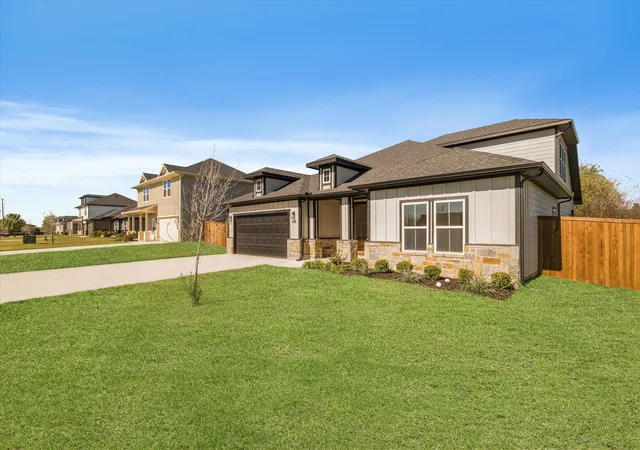 Homes for sale in Muenster, TX | 428 Cirrus Cir, Muenster, TX 76252 | MLS# 21157596