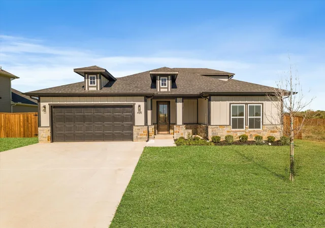 Homes for sale in Muenster, TX | 428 Cirrus Cir, Muenster, TX 76252 | MLS# 21157596