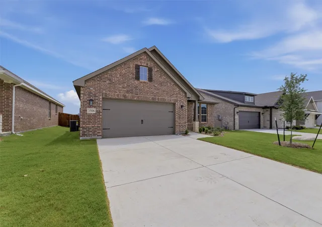 Homes for sale in Gainesville, TX | 3506 Helena St, Gainesville, TX 76240 | MLS# 21158099