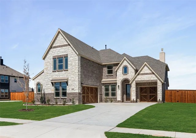 Photo 1 of Single family home for sale at 421 Birkdale Ln, Red Oak, TX 75154 | MLS# 21131926 | Listing updated on 2026-10-07