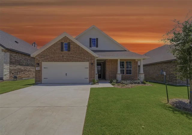 Homes for sale in Gainesville, TX | 3508 Helena St, Gainesville, TX 76240 | MLS# 21158111