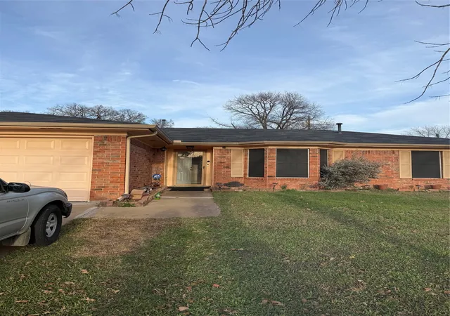 Homes for sale in Waco, TX | 1117 Victoria, Waco, TX 76705 | MLS# 21158212