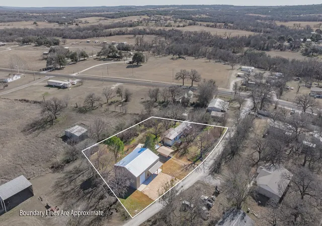 Homes for sale in Bluff Dale, TX | 483 Private Road 729, Bluff Dale, TX 76433 | MLS# 21157958