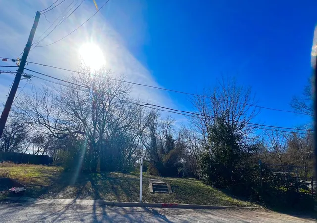 Photo 1 of Land for sale at 1537 Fleetwood St, Dallas, TX 75223 | MLS# 21158298 | Listing updated on 2026-05-13