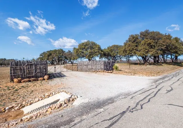Homes for sale in Early, TX | 4319 County Road 337, Early, TX 76802 | MLS# 21151929