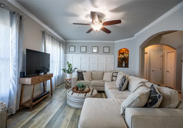 4th image of 2702 River Ridge Ct, Granbury, TX 76048 | MLS# 21158556