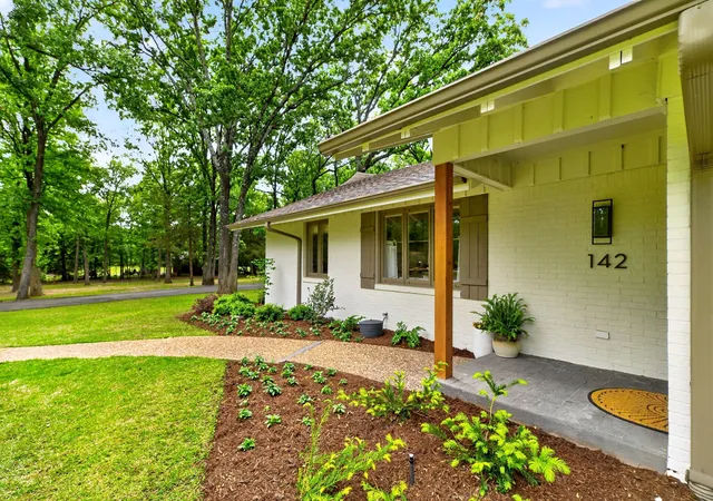 Photo 2 of Single family home for sale at 142 Cedar Ln, Sulphur Springs, TX 75482 | MLS# 21145254 | Listing updated on 2026-08-31
